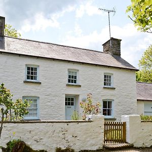 Llangrannog Villa Llandyssiliogogo Exterior photo