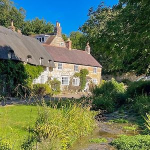 Winkle Cottage Calbourne Exterior photo