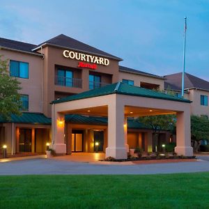 Courtyard Akron Fairlawn Hotel Montrose Exterior photo