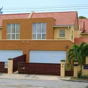 Cozy Townhouses With Private Pool By Southern Sight Barbados Christ Church Exterior photo