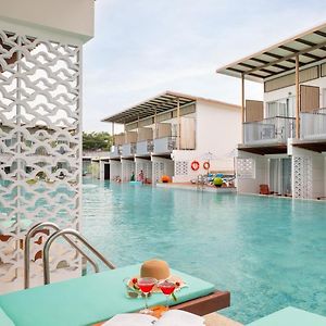 The Briza Beach Resort, Khao Lak Sha Extra Plus Exterior photo