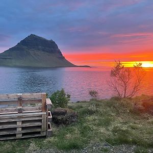 Kirkjufell Basement Apartment Grundarfjordur Exterior photo