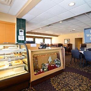 Best Western Cooper'S Mill Hotel Cedar Rapids Restaurant photo