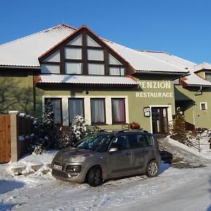 Penzion U Kasnych Hotel Mníšek pod Brdy Exterior photo