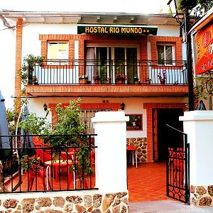 Hostal Rio Mundo Hotel Riópar Exterior photo