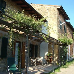 Casa Dell' Abbondanza B&B Agriturismo Vigoleno Exterior photo