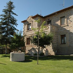 Casa Rural Reposo De Afanes Vendégház Munogalindo Exterior photo