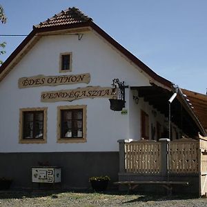 Édes Otthon Vendégház Hotel Nagyborzsony Exterior photo