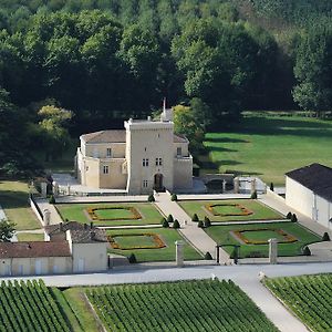 Chateau La Tour Carnet Panzió Saint-Laurent-de-Medoc Exterior photo