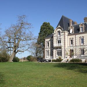 Chateau De La Folie Panzió Trie-Château Exterior photo