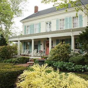 Captain Farris House Panzió South Yarmouth Exterior photo