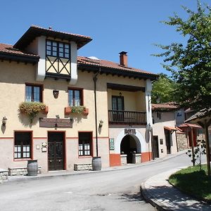 La Casona De Entralgo Vendégház Pola de Laviana Exterior photo