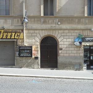 Palazzo Rosati Panzió Tarquinia Exterior photo