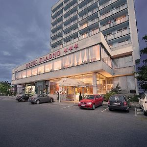 Retro Hotel Kladno Exterior photo