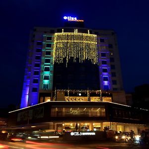 Olive Downtown Hotel Kochi Exterior photo