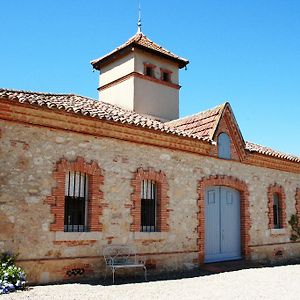 Le Farat Bed & Breakfast Panzió Auvillar Exterior photo