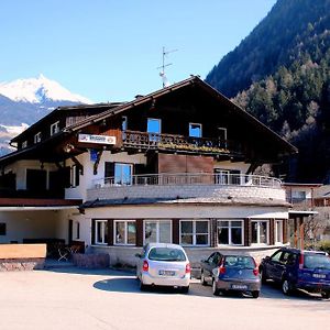 Gasthof Residence Brugghof & Erlhof Campo Tures Exterior photo