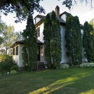 Fairmount Bed & Breakfast Panzió Basswood Exterior photo