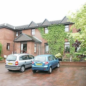 Herdshill Guest House Wishaw  Exterior photo