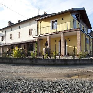 Agriturismo Il Vecchio Portico Villa Francavilla Bisio Exterior photo