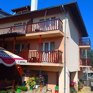 Family Hotel Miglena Govedarci Exterior photo