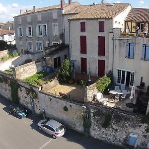 Les Terraces Sur La Dordogne Panzió Sainte-Foy-la-Grande Exterior photo