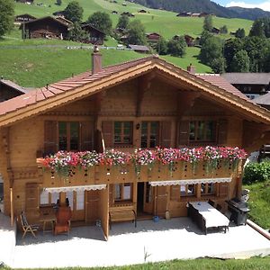 B&B Panorama Gstaad Exterior photo