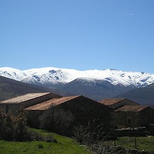 El Tormal Vendégház Navalonguilla Exterior photo