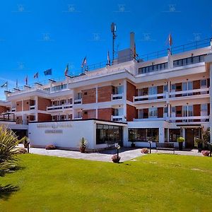 Garden Hotel Latina Exterior photo