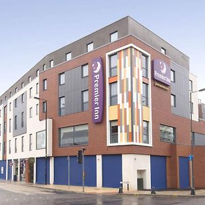 Premier Inn Camberley Exterior photo