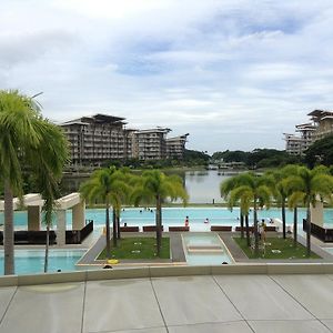 Pico Beach Front Condo Nasugbu Exterior photo