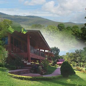 Ban Rai Tin Thai Ngarm Eco Lodge Csiangmaj Exterior photo