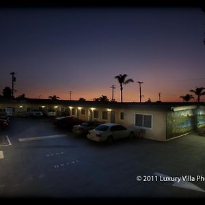 The Palace Inn Oxnard Exterior photo