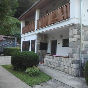 Pereszlényi Vendégház Hotel Visegrád Exterior photo