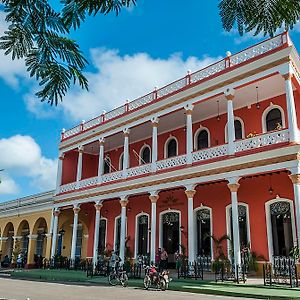 E Camino Del Principe Hotel Villa Clara Exterior photo