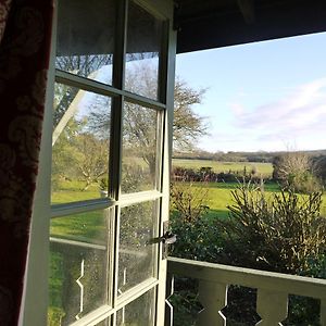 The Lodge On The Marsh Brading Exterior photo