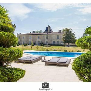 Chateau De La Ligne Panzió Lignan-de-Bordeaux Exterior photo