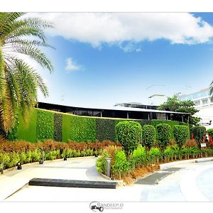 Mirasol Resort Daman Exterior photo