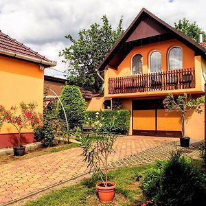 Bihari Vendégház Hotel Felsőtárkány Exterior photo