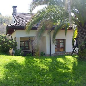 Posada El Pareon Vendégház Sirviella Exterior photo