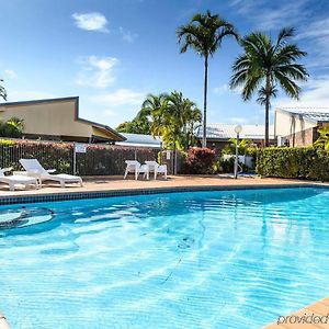 Smart Motels Bert Hinkler Bundaberg Exterior photo