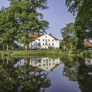 Hotel & Gastehaus Gut Kaden Alveslohe Exterior photo