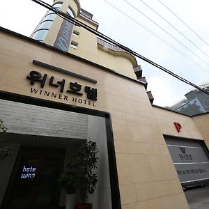 Winner Hotel Csondzsu Exterior photo