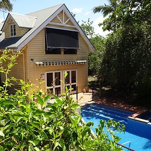 Jacaranda Lodge Springwood Exterior photo