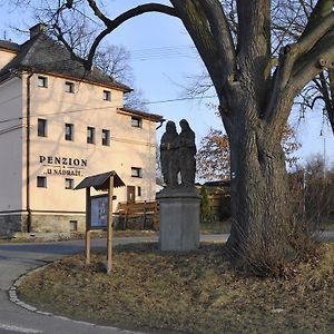 Penzion "U Nadrazi" Hotel Horšovský Týn Exterior photo