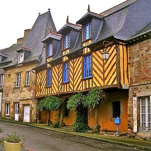 Logis De La Filanderie Panzió Bécherel Exterior photo