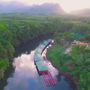 Mek Kiri Riverkwai Resort Sha Thongphaphum Exterior photo