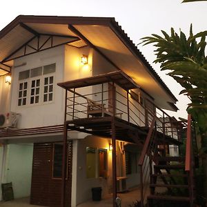 P.L.P Guesthouse - Mehongszon Exterior photo