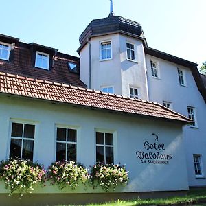 Hotel Waldhaus Romhild Exterior photo