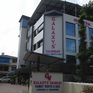 Galaxy Vaibhav Hotel Vaszai Exterior photo